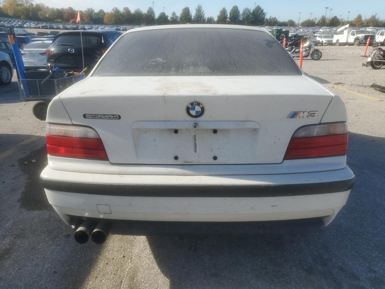 Фото: WBSBF9325SEH01806