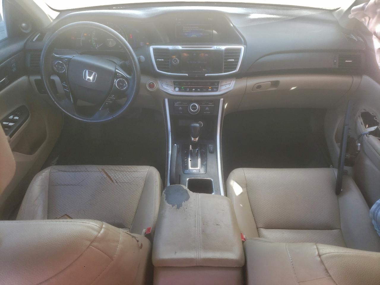 2015 Honda Accord Touring Hybrid VIN: 1HGCR6F77FA010569 Lot: 93466845