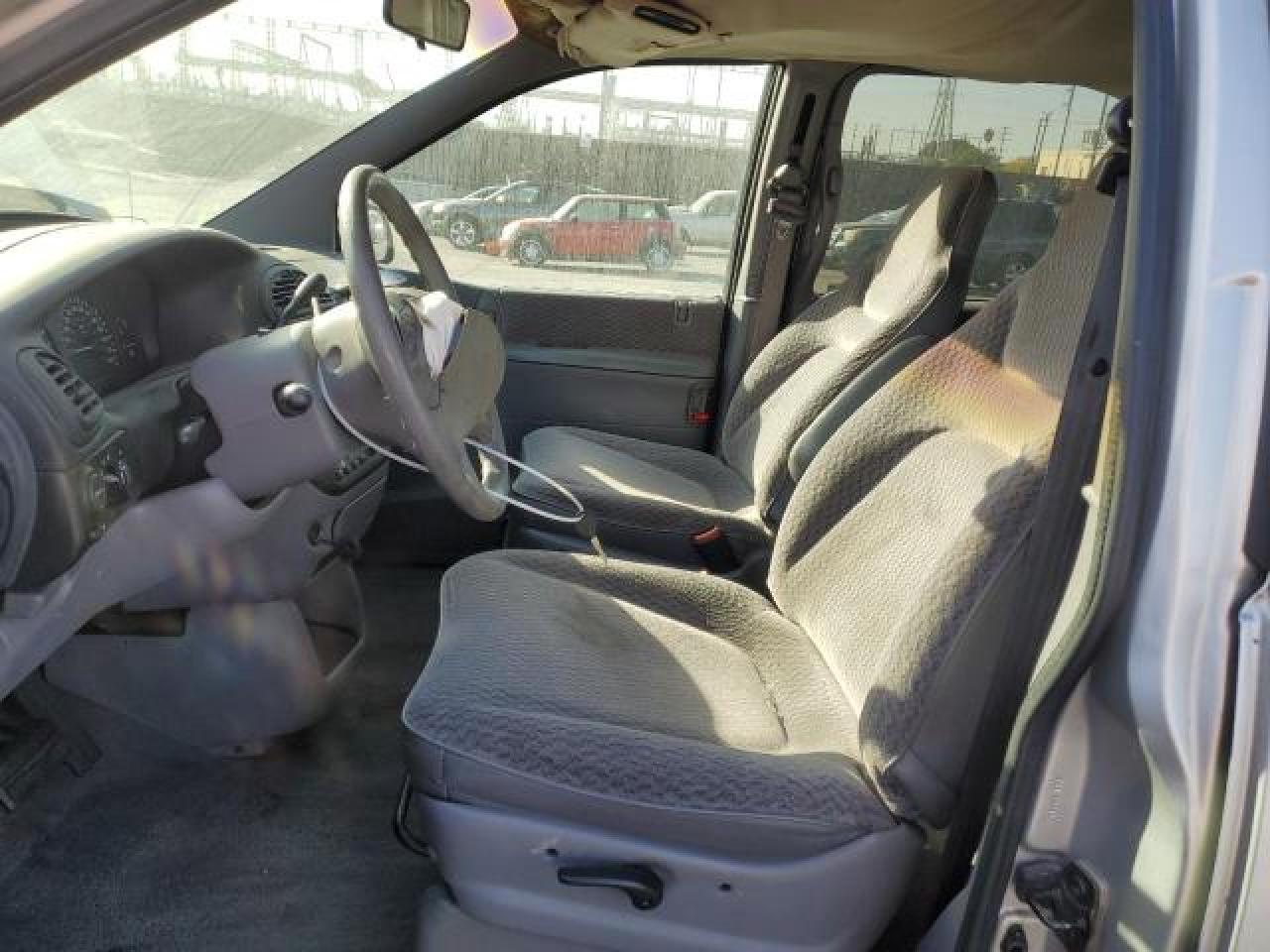 2000 Dodge Grand Caravan Se VIN: 1B4GP44G3YB680398 Lot: 90751715