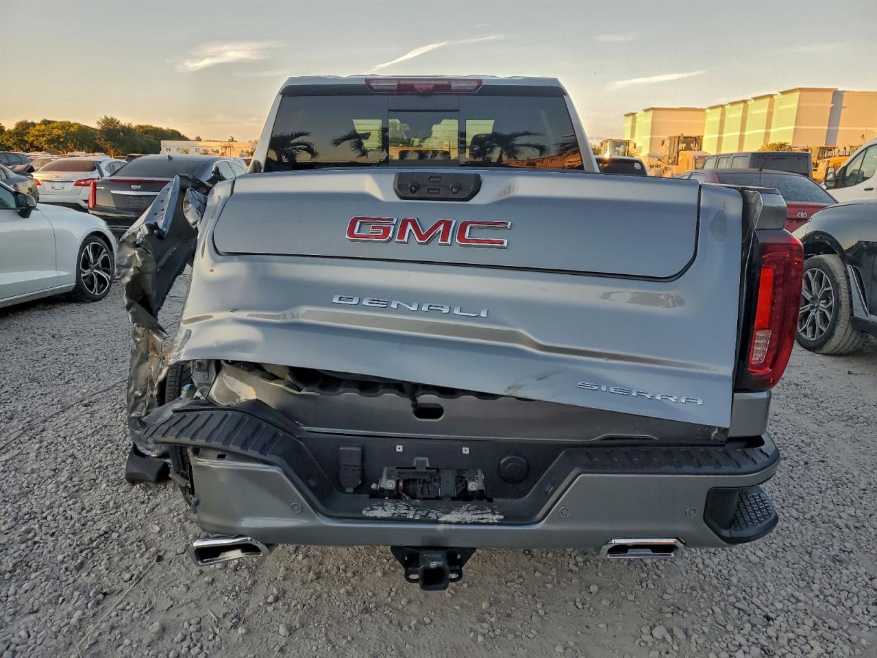 2024 GMC Sierra K1500 Denali VIN: 3GTUUGEL4RG427286 Lot: 93964625