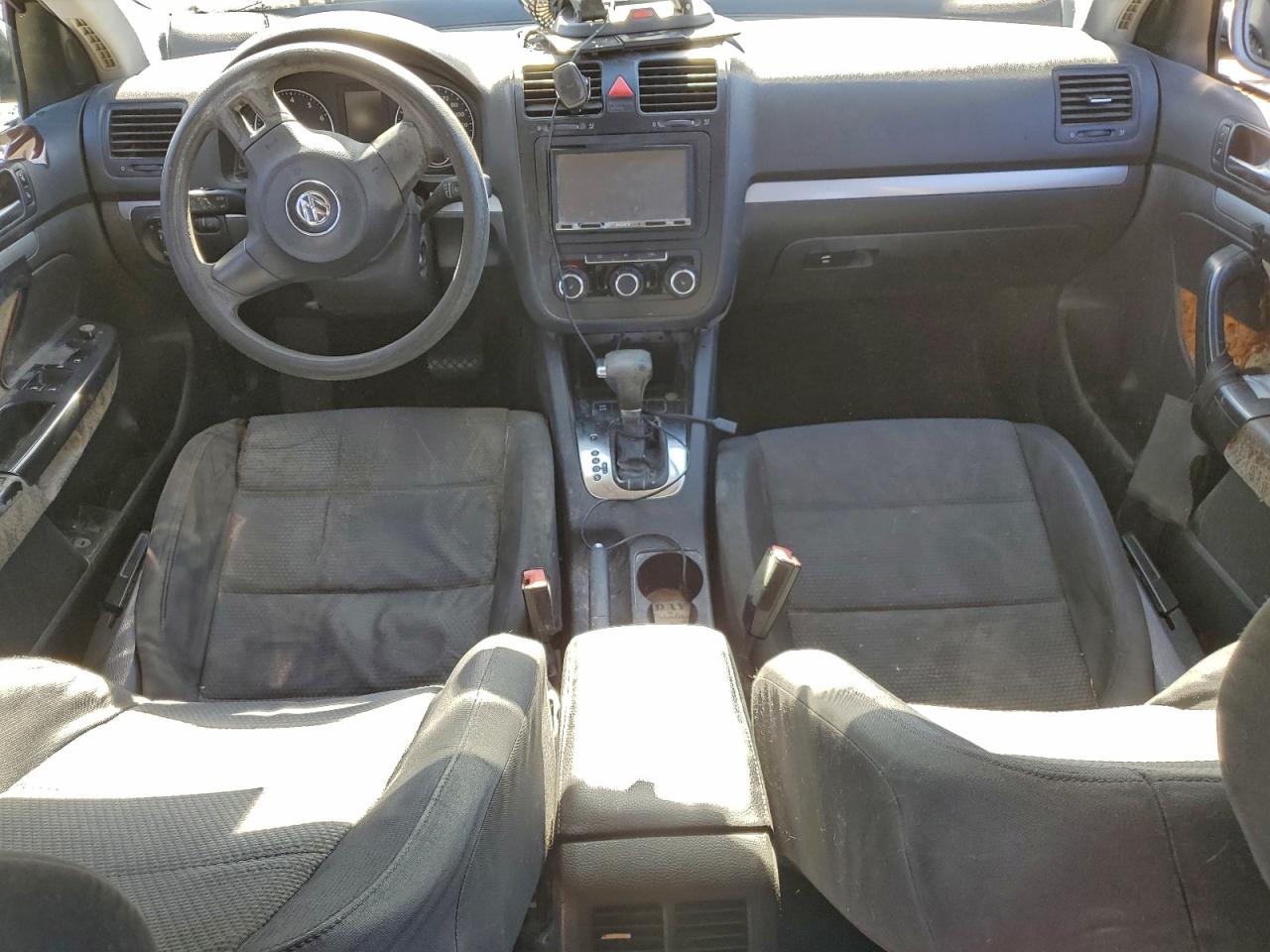 2010 Volkswagen Jetta S VIN: 3VWJZ7AJ2AM037024 Lot: 94314275