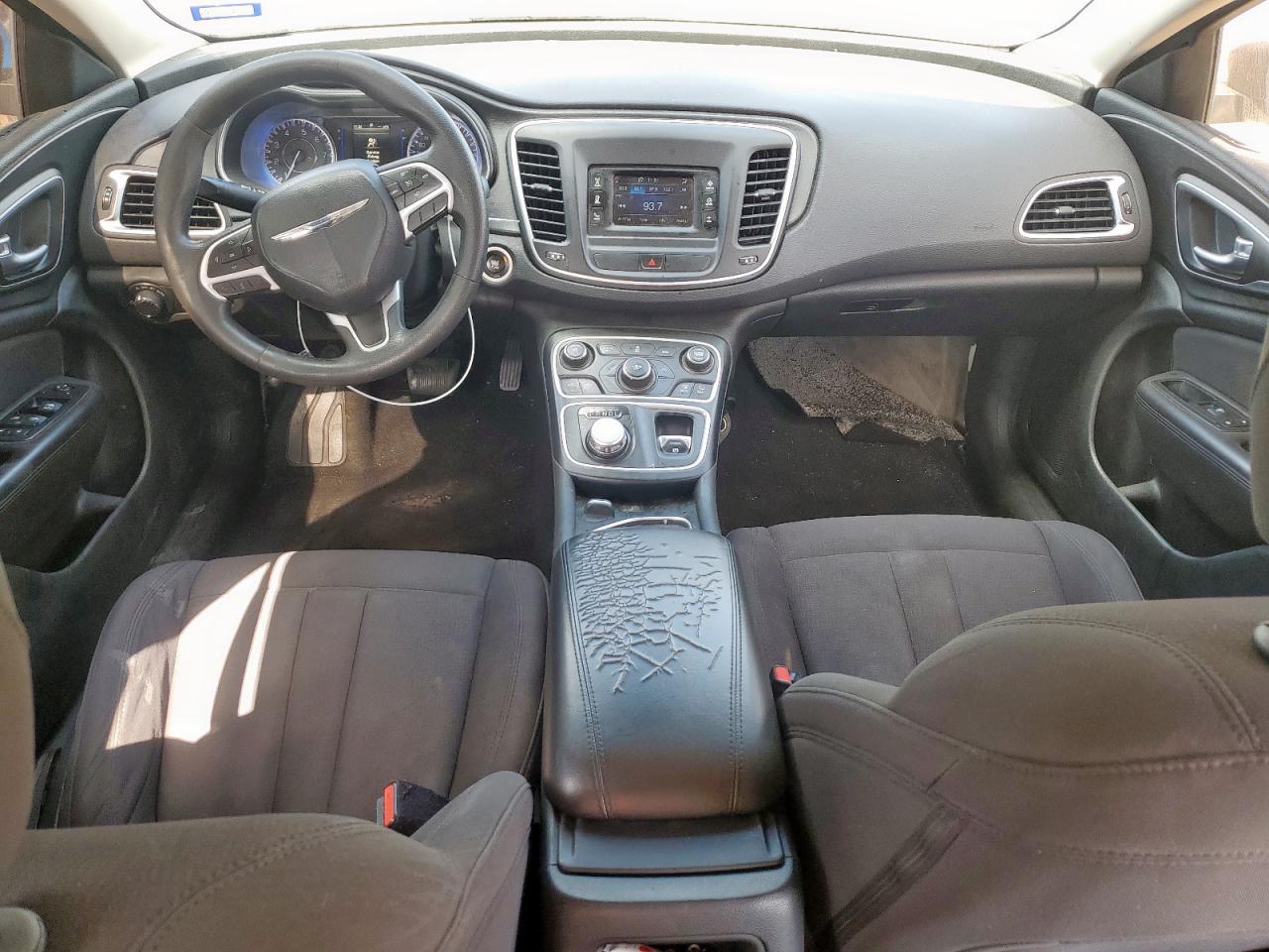 2015 Chrysler 200 Limited VIN: 1C3CCCAB9FN566812 Lot: 92050855