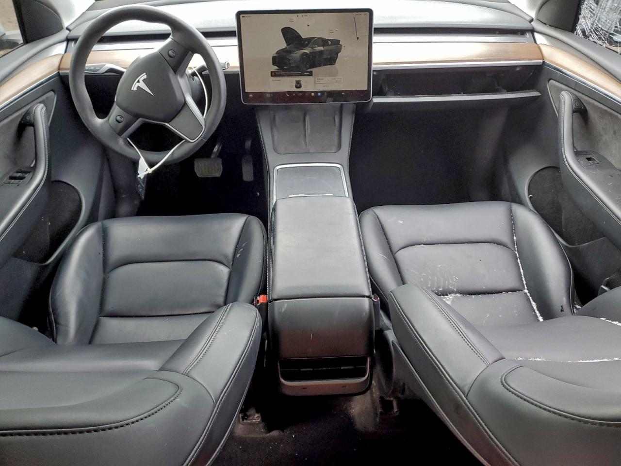 2023 Tesla Model Y VIN: 7SAYGDEE0PF690549 Lot: 93632205