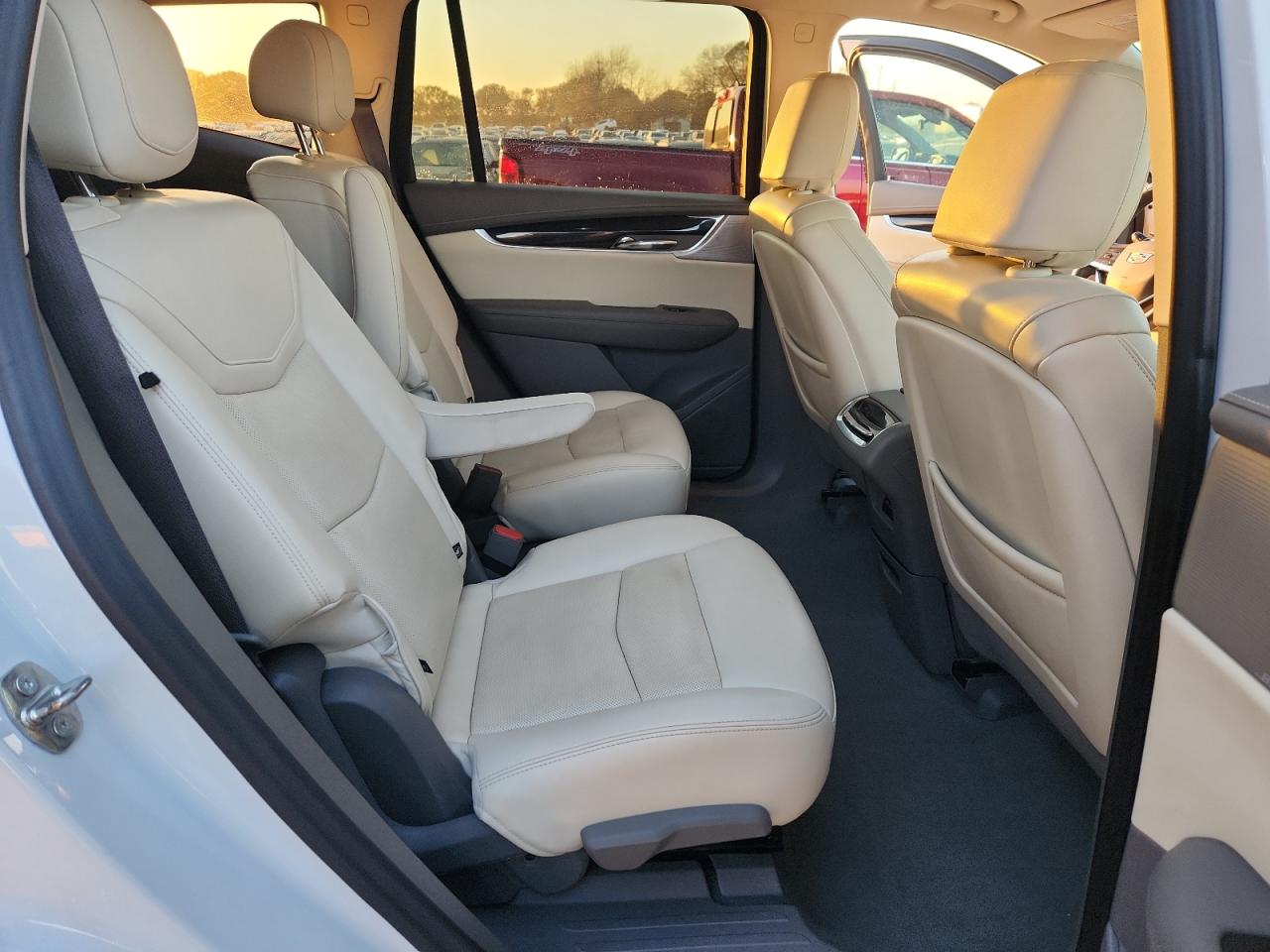 2022 Cadillac Xt6 Premium Luxury VIN: 1GYKPCRS0NZ180006 Lot: 92939005