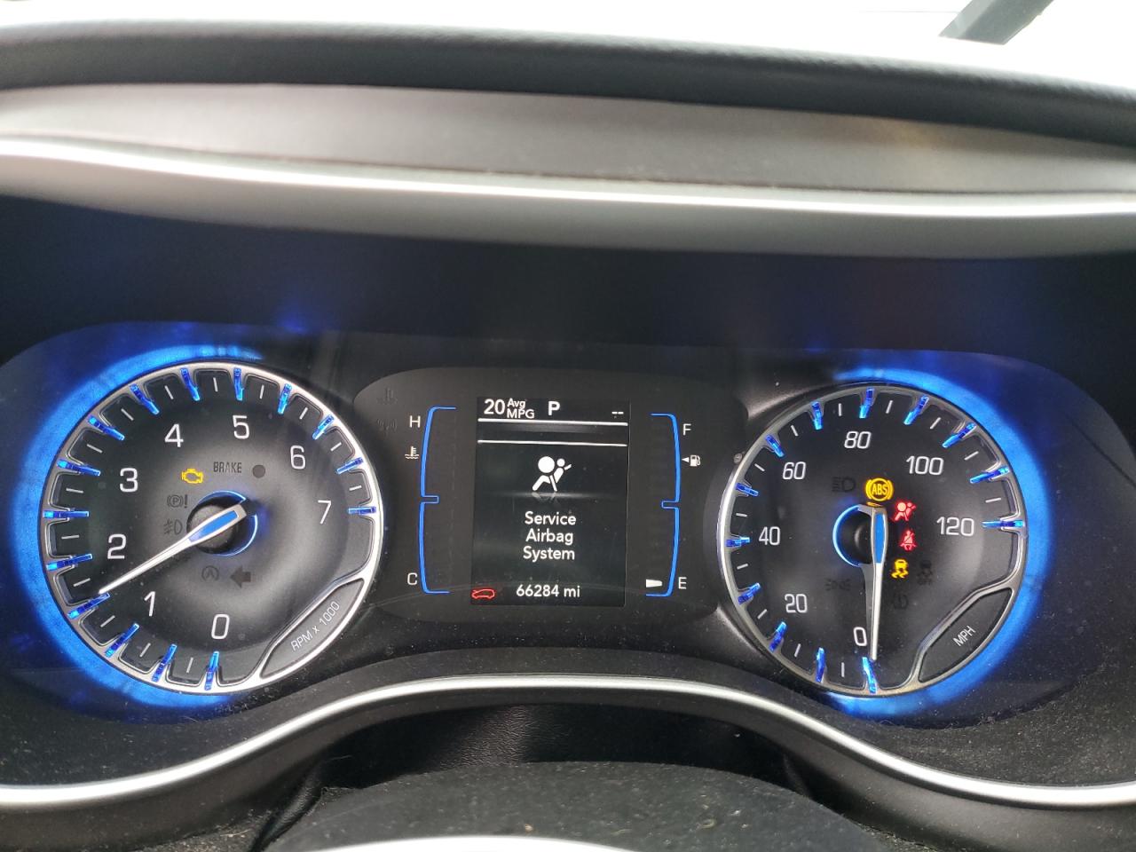 2020 Chrysler Pacifica Touring L VIN: 2C4RC1BGXLR129520 Lot: 93171885