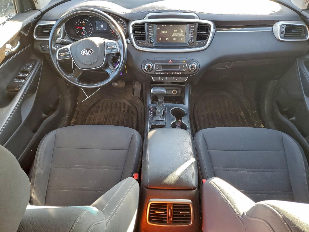 2019 Kia Sorento Lx VIN: 5XYPG4A59KG585900 Lot: 94491185
