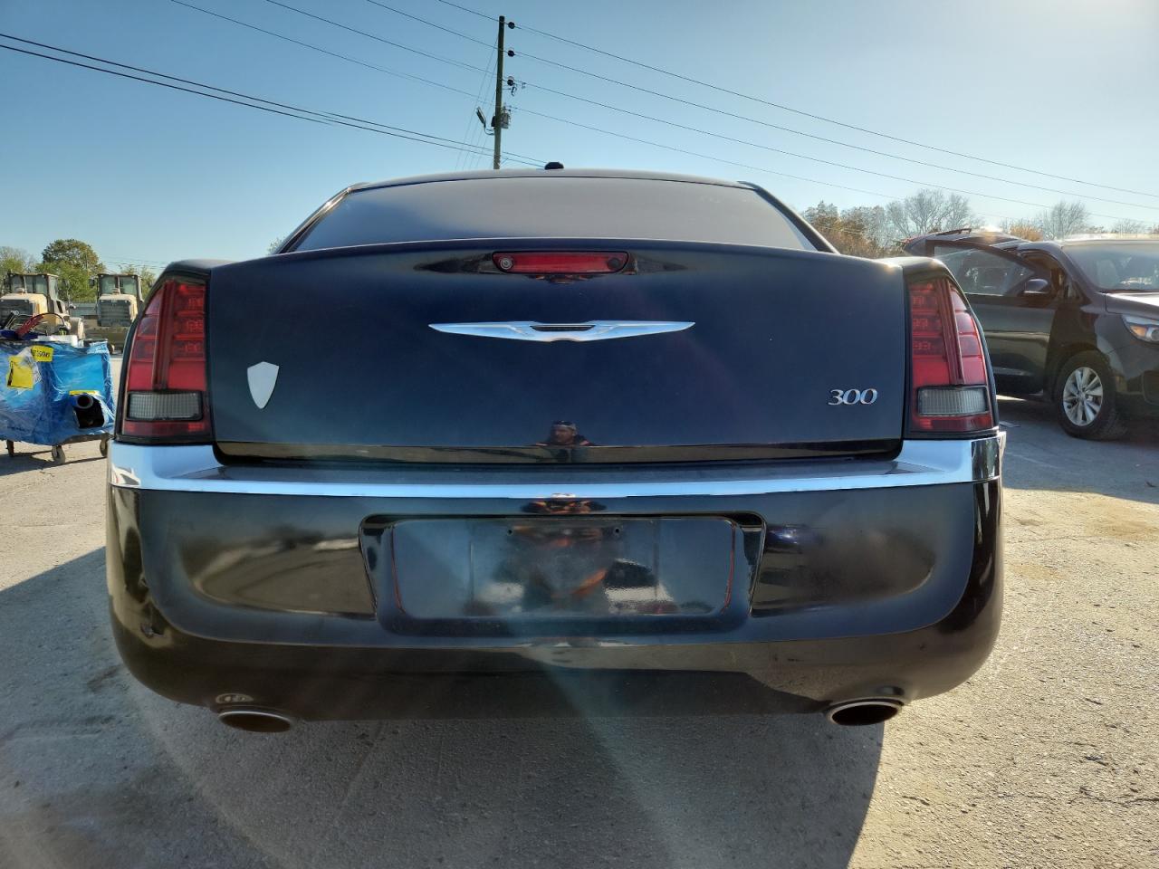 2012 Chrysler 300 Limited VIN: 2C3CCACG2CH198216 Lot: 92118665