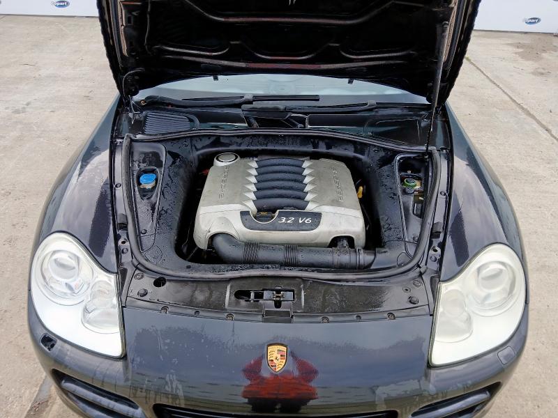 2005 PORSCHE CAYENNE 5DR TIPTRONIC S