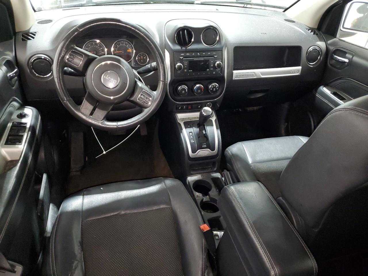 2014 Jeep Compass Latitude VIN: 1C4NJDEB4ED853005 Lot: 92861495