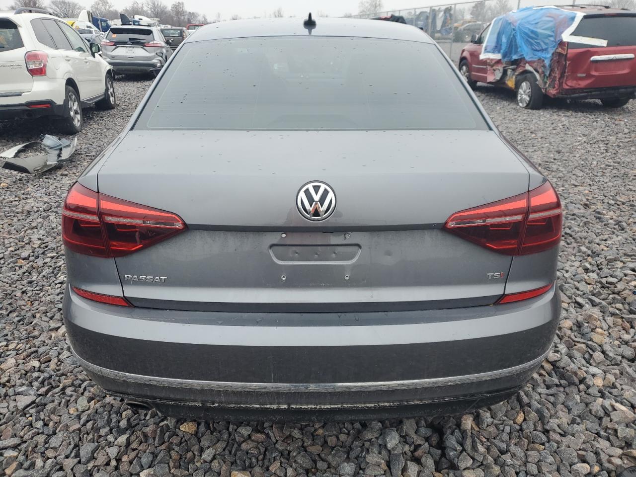 2018 Volkswagen Passat S VIN: 1VWAA7A33JC009517 Lot: 93477585