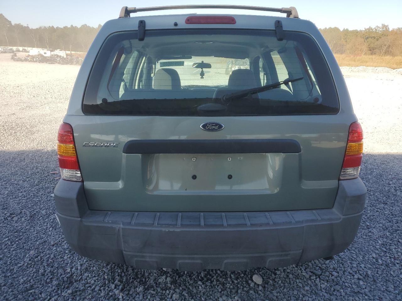 2005 Ford Escape Xls VIN: 1FMYU02Z15DA05657 Lot: 92916685