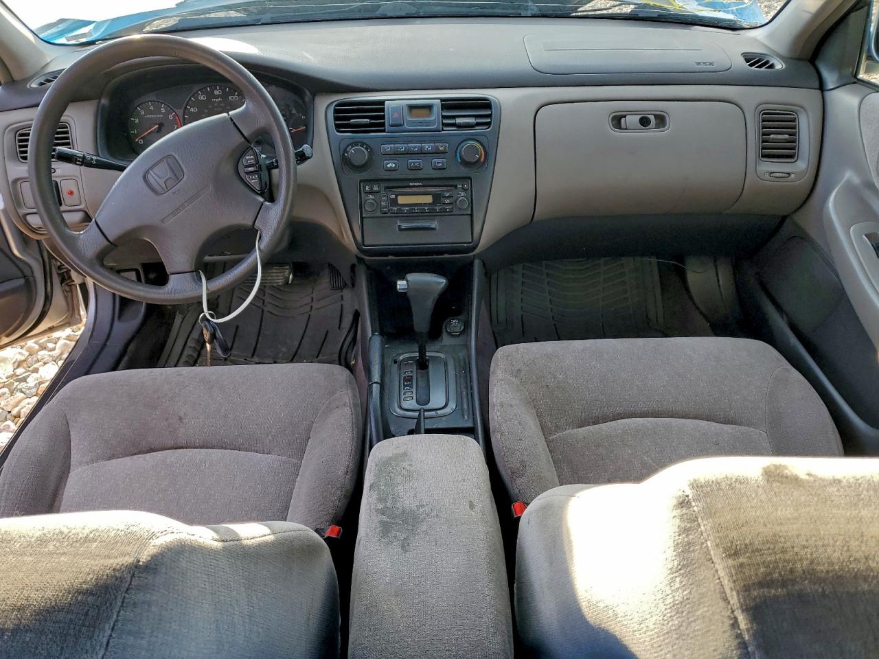 2001 Honda Accord Lx VIN: JHMCG56411C015105 Lot: 94344765