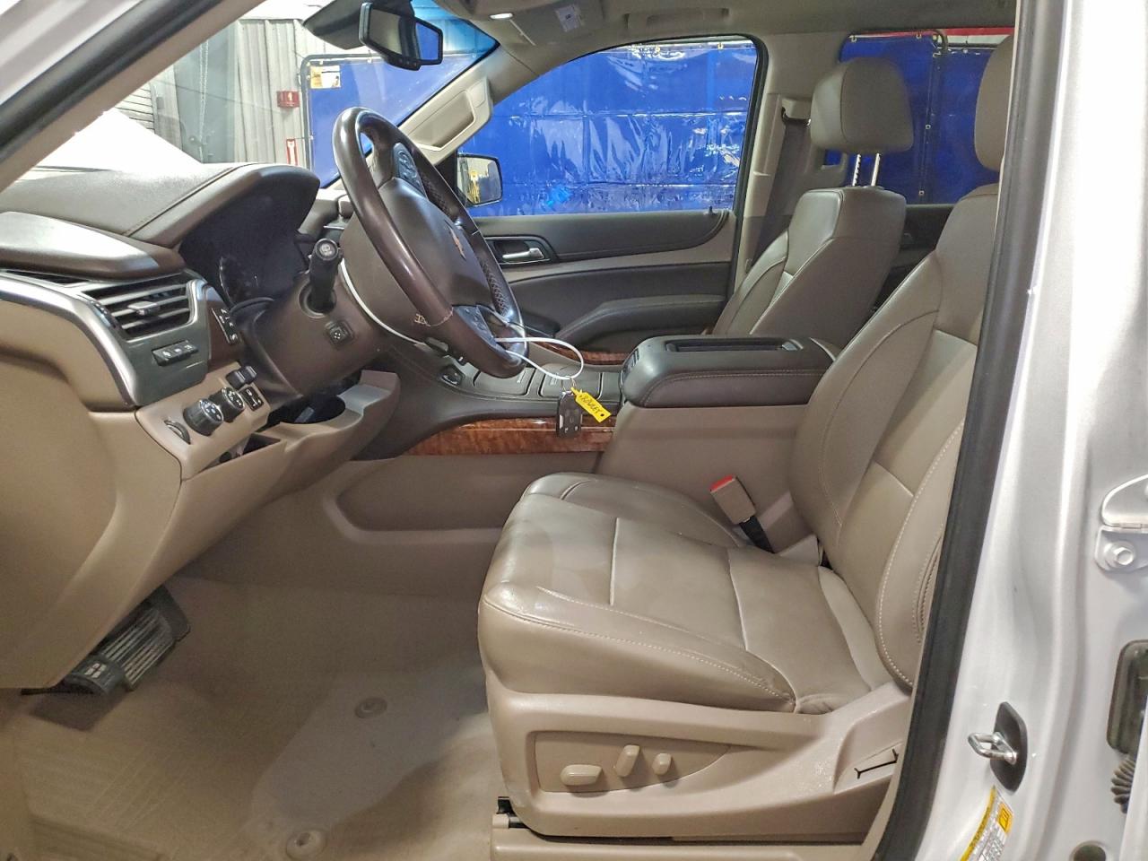 2019 Chevrolet Tahoe K1500 Premier VIN: 1GNSKCKC1KR266919 Lot: 93896745