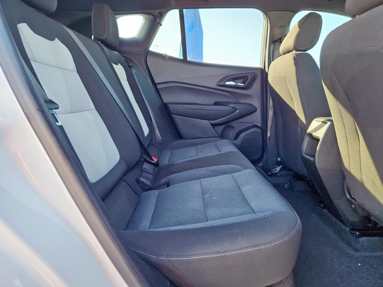 2025 Chevrolet Trax 1Rs VIN: KL77LGEP3SC064990 Lot: 91918015