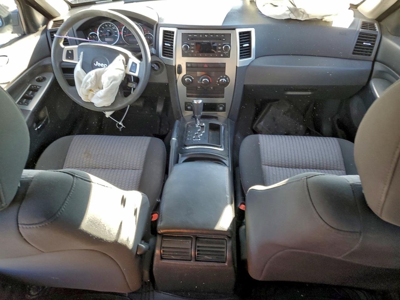 2010 Jeep Grand Cherokee Laredo VIN: 1J4PS4GK0AC101377 Lot: 94518455