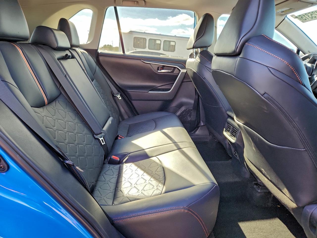 2019 Toyota Rav4 Adventure VIN: 2T3J1RFVXKC010530 Lot: 93425315