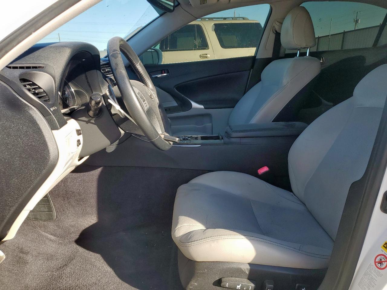 2011 Lexus Is 250 VIN: JTHBF5C26B5135053 Lot: 92423155