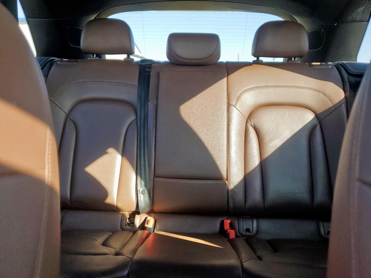 2015 Audi Q3 Premium Plus VIN: WA1EFCFS9FR004285 Lot: 92302005