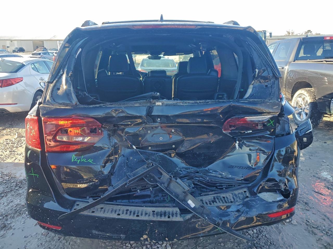 2023 Honda Odyssey Sport-L VIN: 5FNRL6H74PB051824 Lot: 92666195