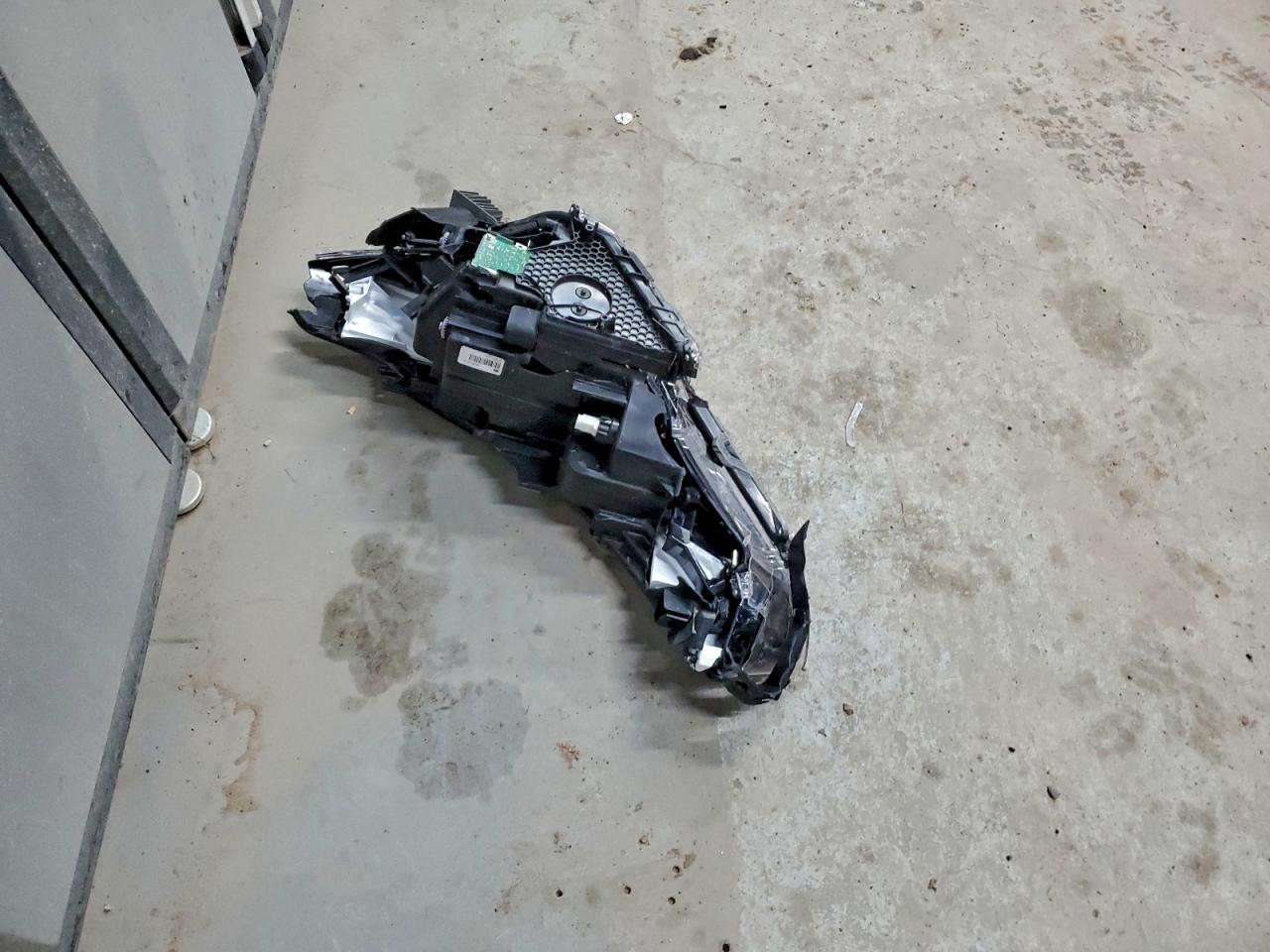 2025 Toyota Corolla Cross Xle VIN: 7MUDAABG7SV126506 Lot: 93342535