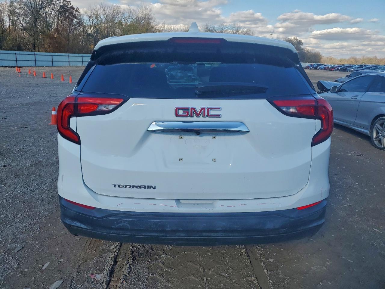 2018 GMC Terrain Sl VIN: 3GKALLEV9JL228105 Lot: 93768585