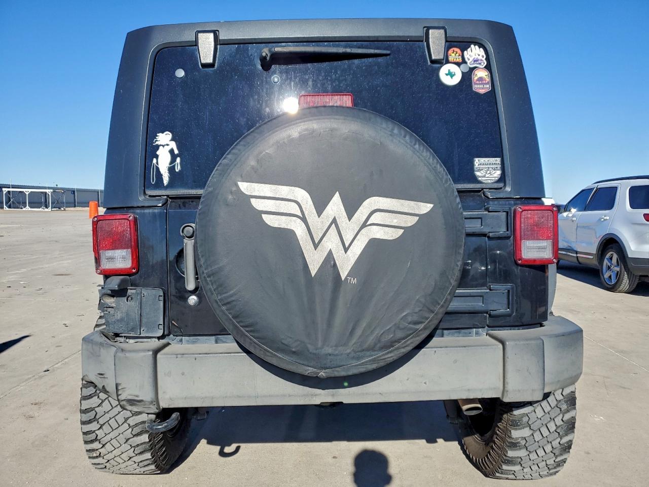 2015 Jeep Wrangler Unlimited Sport VIN: 1C4BJWDG8FL518946 Lot: 94644935