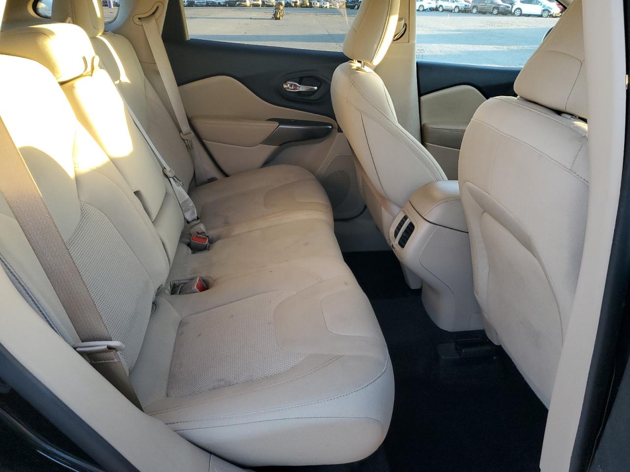 2020 Jeep Cherokee Latitude VIN: 1C4PJMCB0LD555513 Lot: 91432075