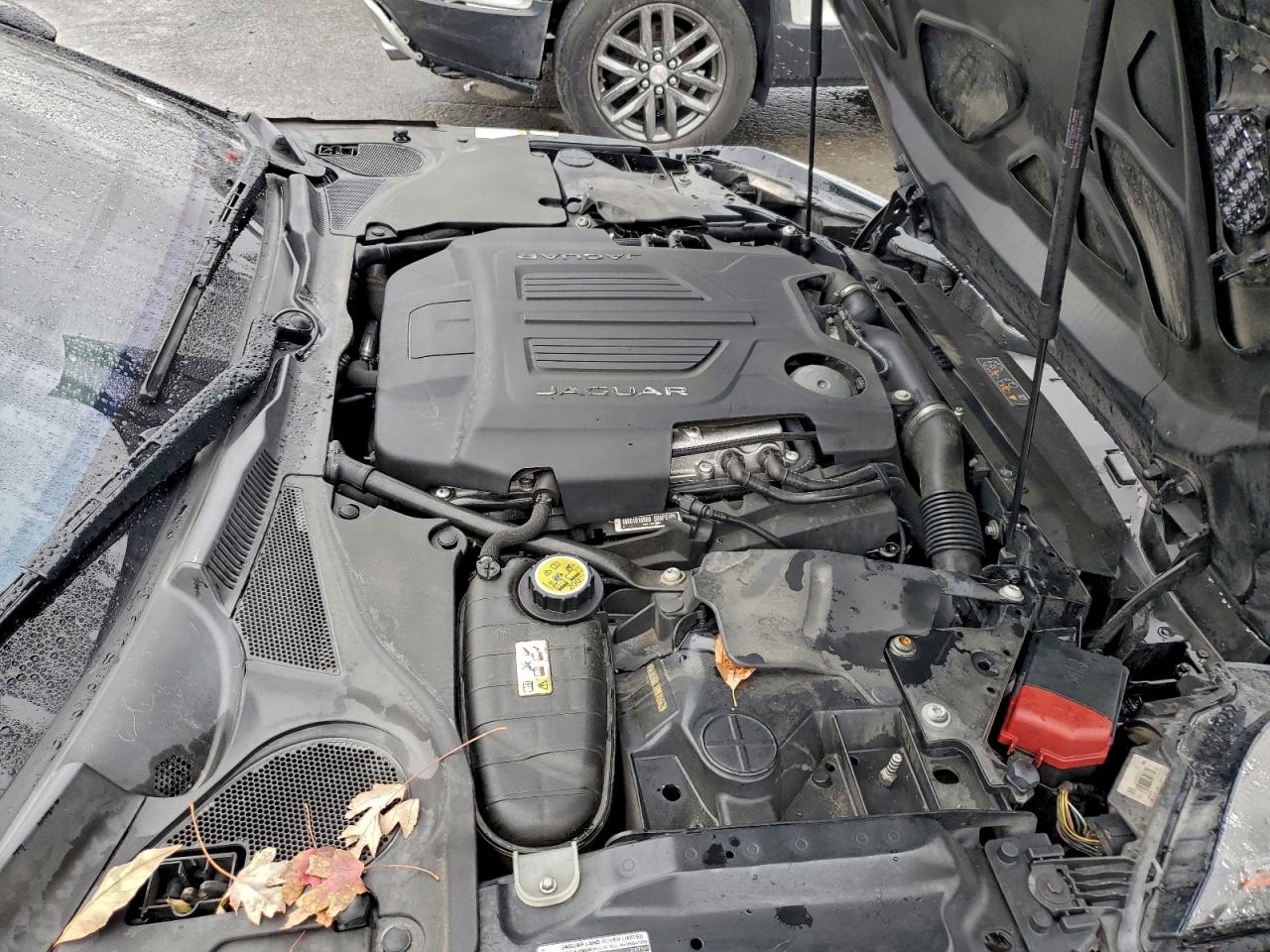 2017 Jaguar F-Type R VIN: SAJWJ6HL1HMK41662 Lot: 94154845