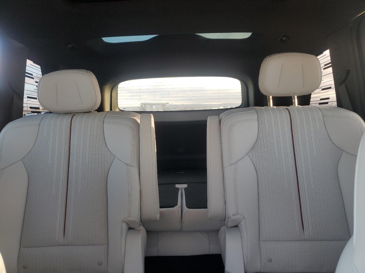 2026 Cadillac Vistiq Sport VIN: 1GYC3NML9TZ708554 Lot: 91920495