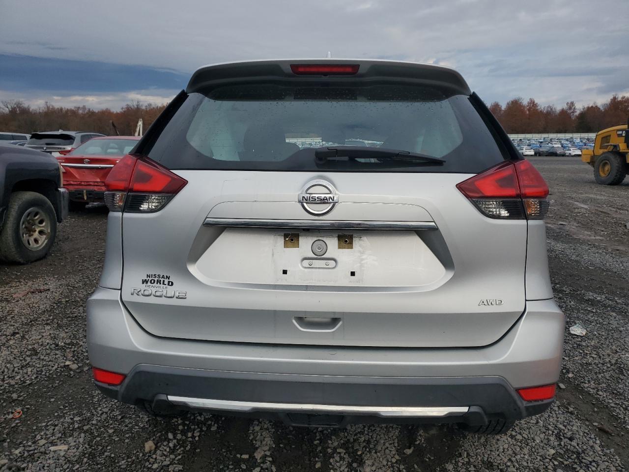 2017 Nissan Rogue S VIN: KNMAT2MV5HP535373 Lot: 91854485