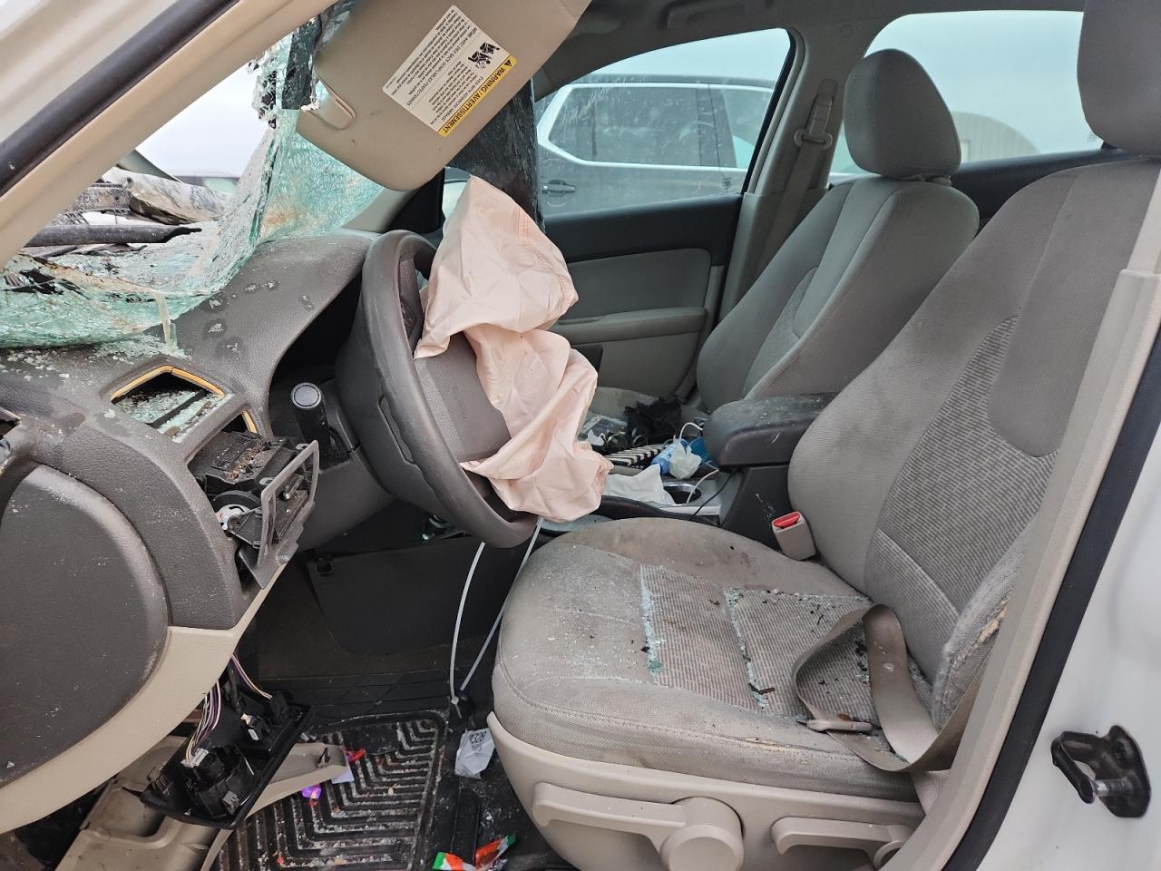 2010 Ford Fusion S VIN: 3FAHP0GA1AR327561 Lot: 92155425