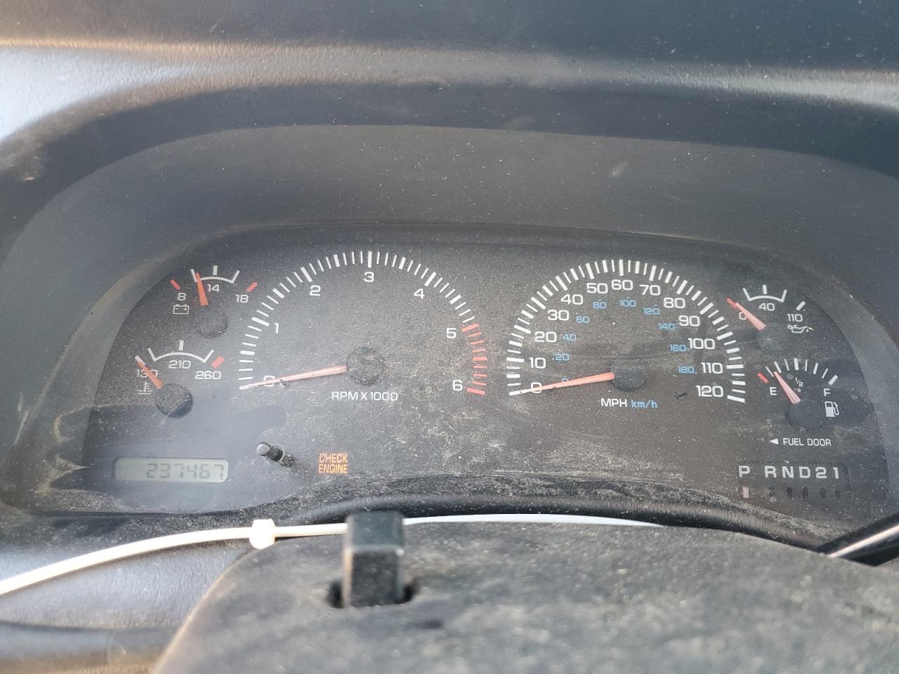 1998 Dodge Ram 1500 VIN: 1B7HC13Y5WJ225499 Lot: 91561455