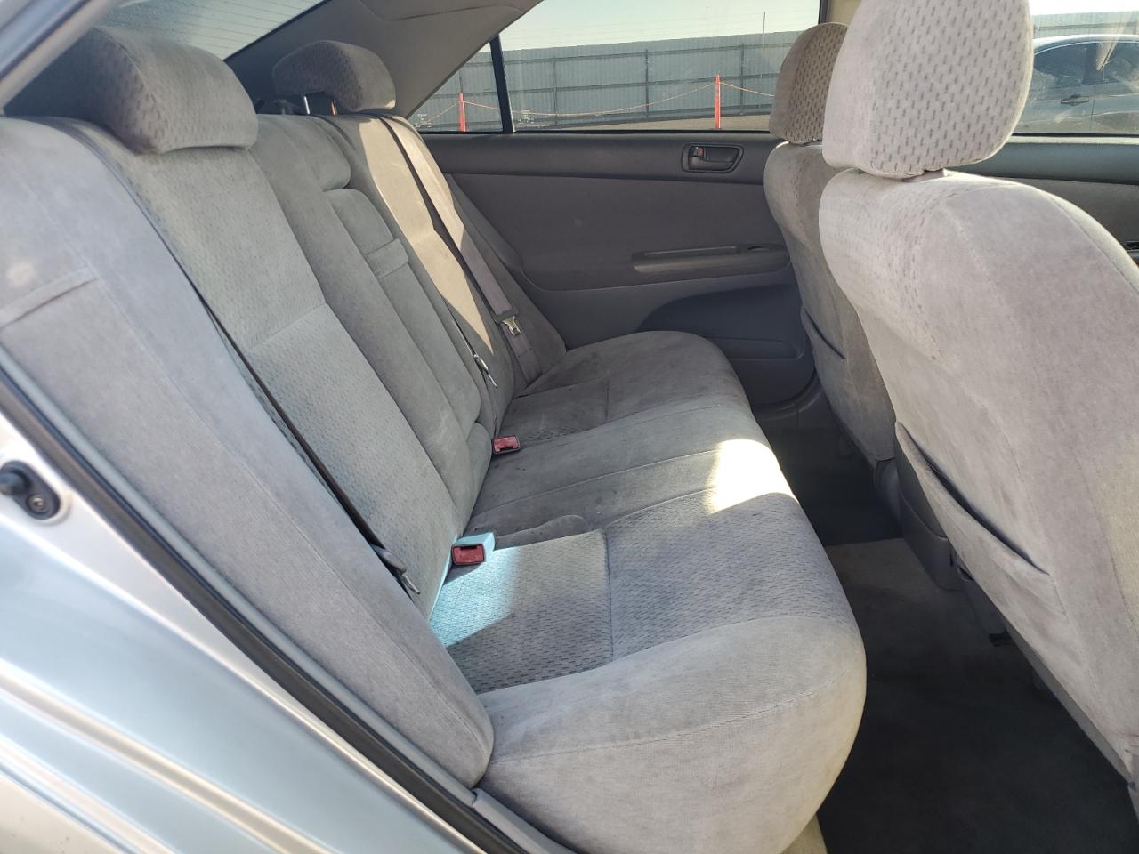 2003 Toyota Camry Le VIN: 4T1BE32K03U673258 Lot: 93349025