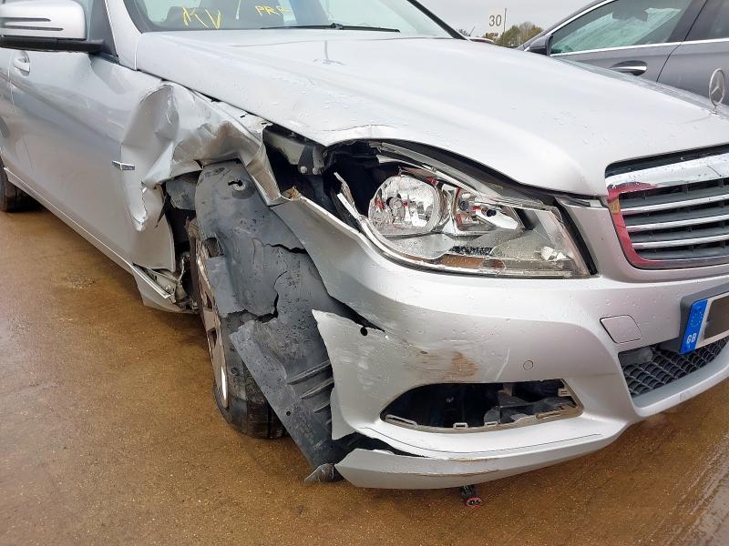 2011 MERCEDES-BENZ C CLASS C220 CDI BLUEEFFICIENCY SE 4DR