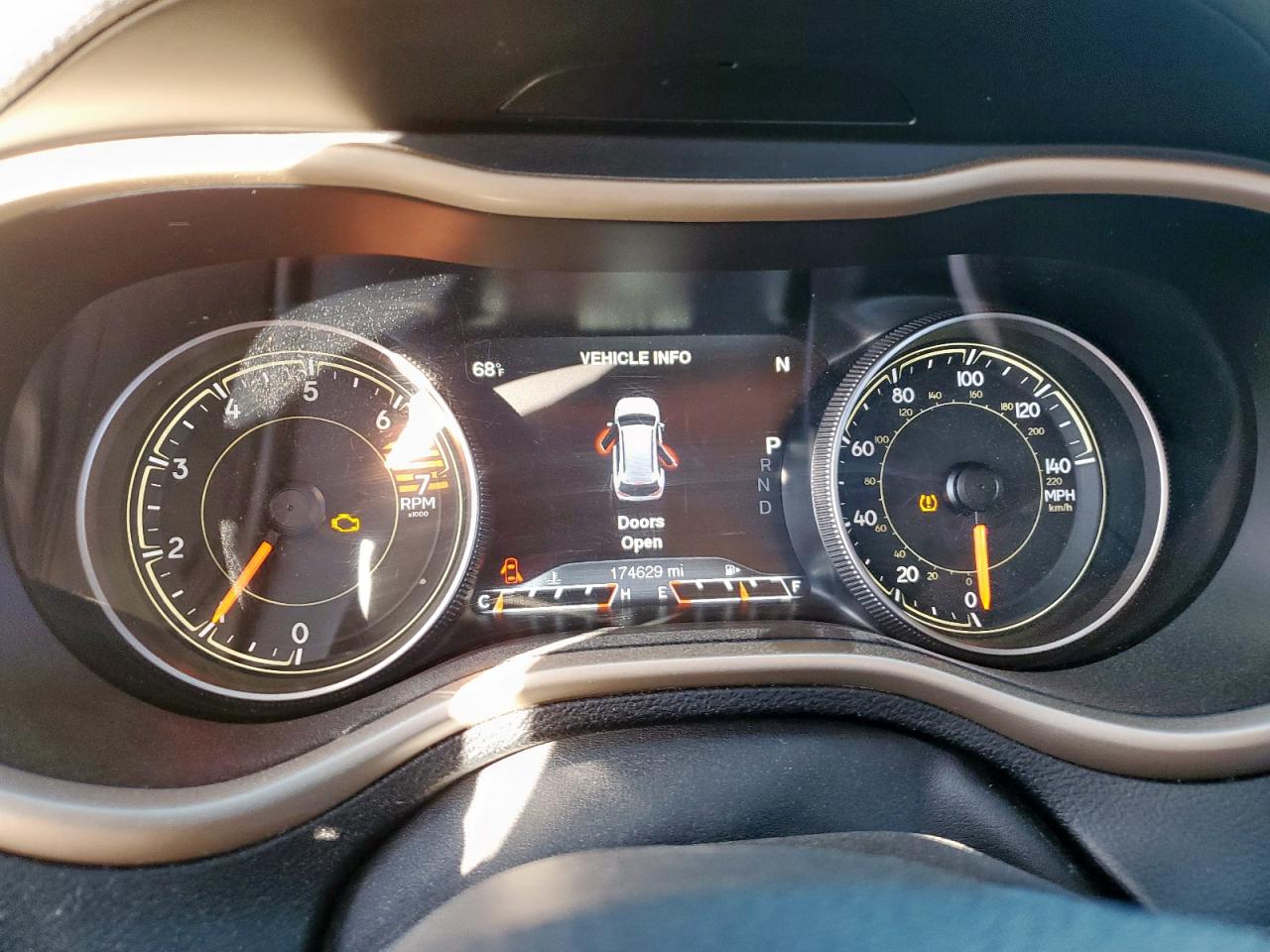 2016 Jeep Cherokee Limited VIN: 1C4PJLDB0GW229679 Lot: 91451955