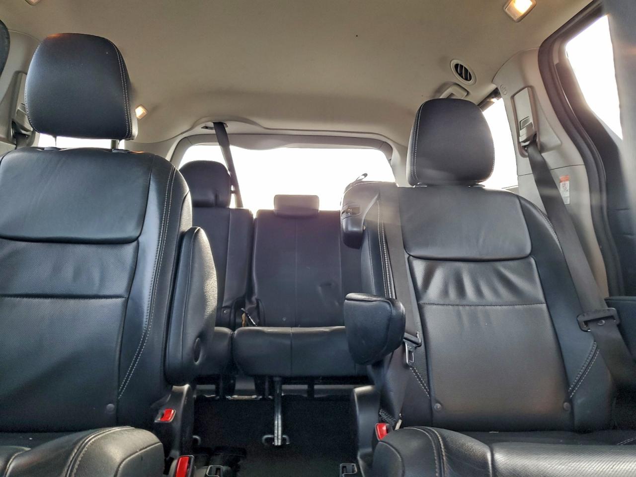 2015 Toyota Sienna Sport VIN: 5TDXK3DC9FS644343 Lot: 94043975