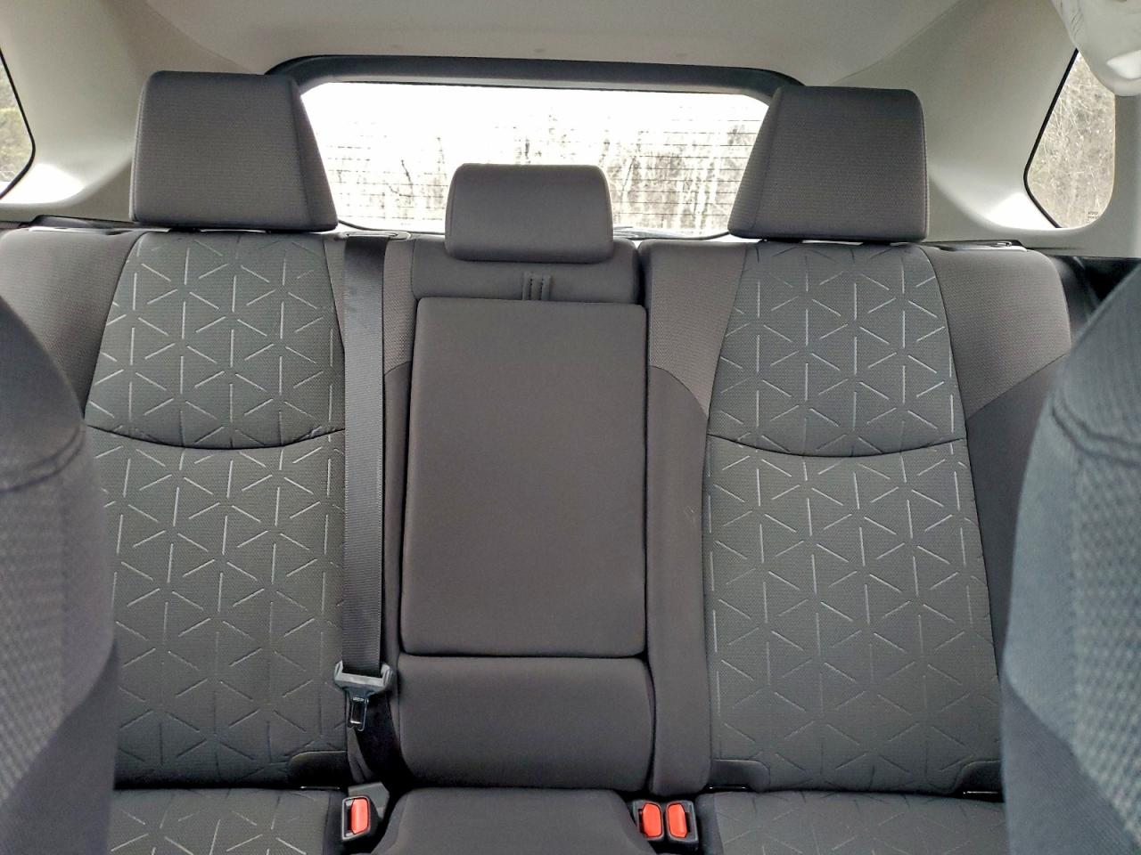 2020 Toyota Rav4 Le VIN: 2T3Z1RFV3LC046239 Lot: 92899865