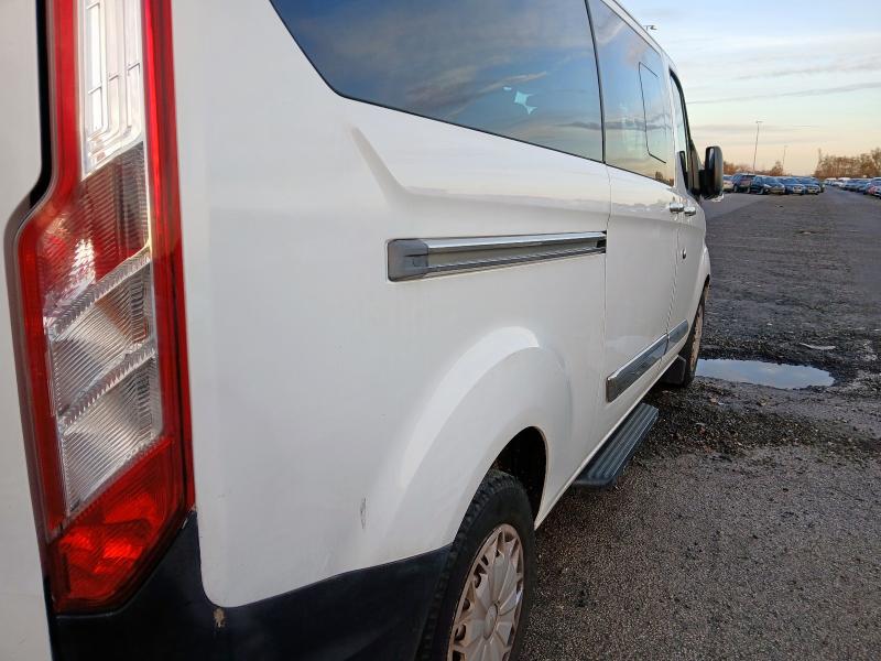 2015 FORD TOURNEO CUSTOM 2.2 TDCI 125PS LOW ROOF 8 SEATER ZETEC