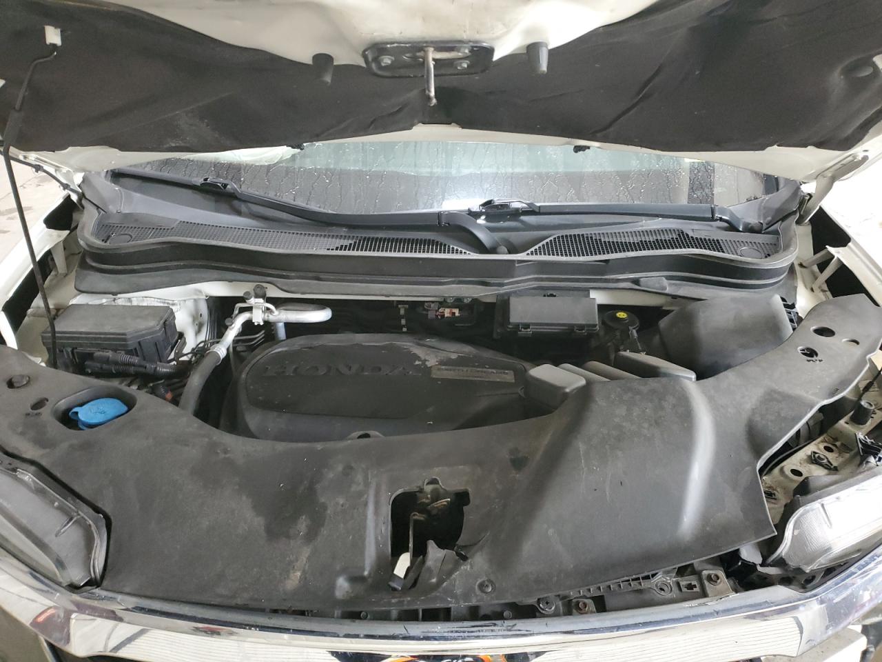 2018 Honda Pilot Lx VIN: 5FNYF6H19JB051923 Lot: 91716085