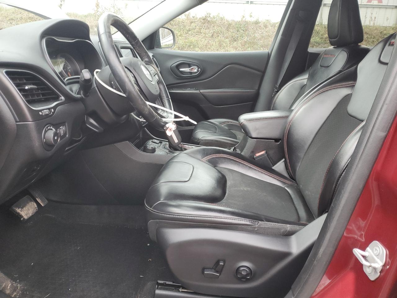 2019 Jeep Cherokee Trailhawk VIN: 1C4PJMBX0KD431818 Lot: 92196505