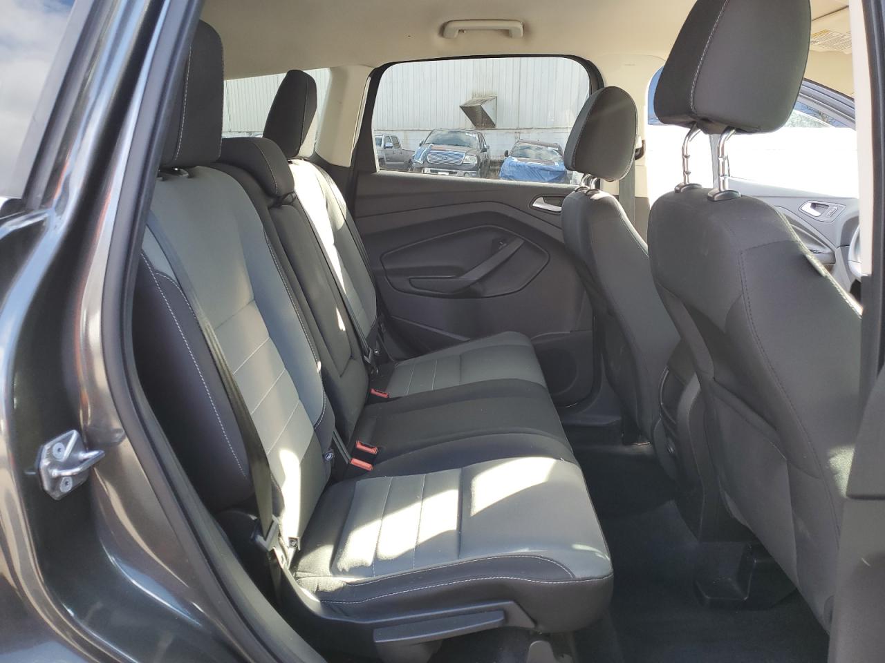 2016 Ford Escape Se VIN: 1FMCU0G75GUC18115 Lot: 92781115