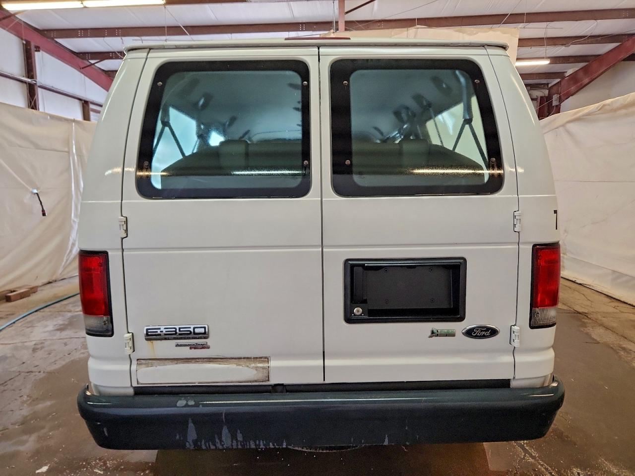 2013 Ford Econoline E350 Super Duty Wagon VIN: 1FBNE3BL5DDB05426 Lot: 92719595