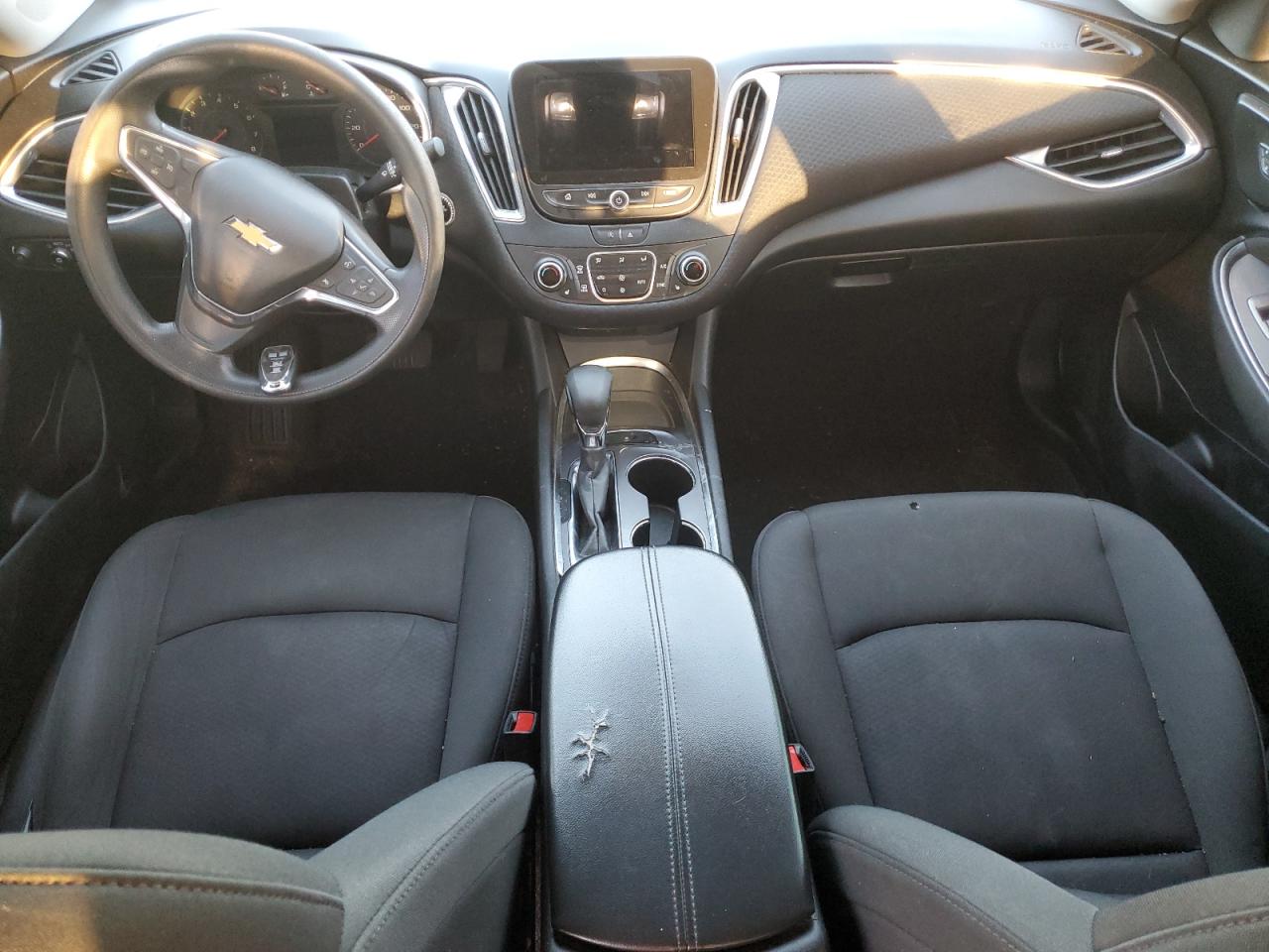 2021 Chevrolet Malibu Lt VIN: 1G1ZD5ST0MF003945 Lot: 92300365