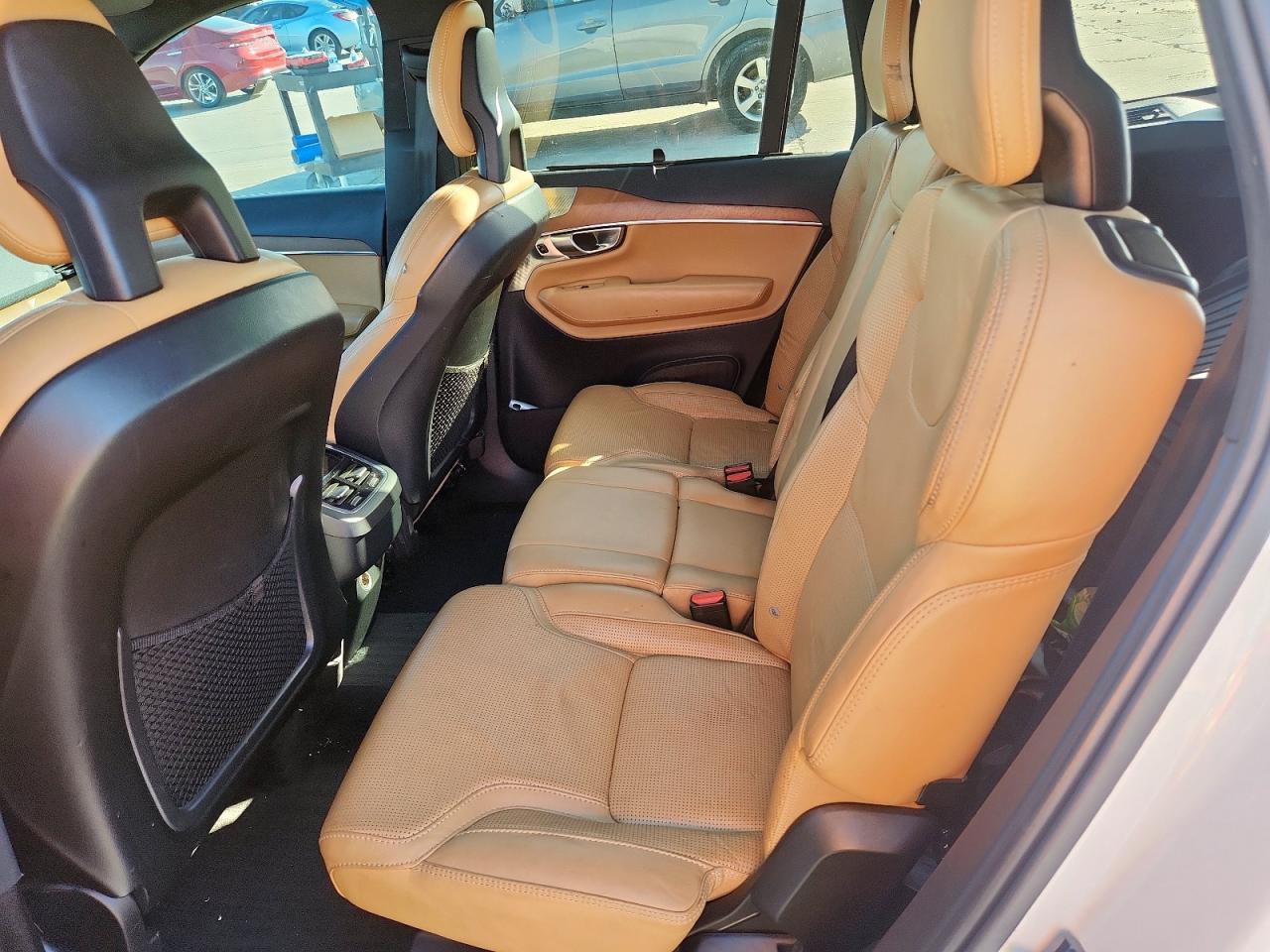 2017 Volvo Xc90 T6 VIN: YV4A22PL3H1174318 Lot: 92884865