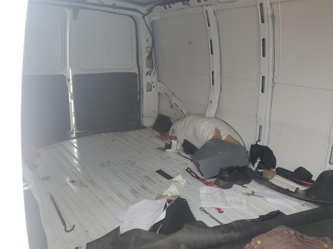 2020 Chevrolet Express G2500 VIN: 1GCWGAFGXL1209647 Lot: 93040655