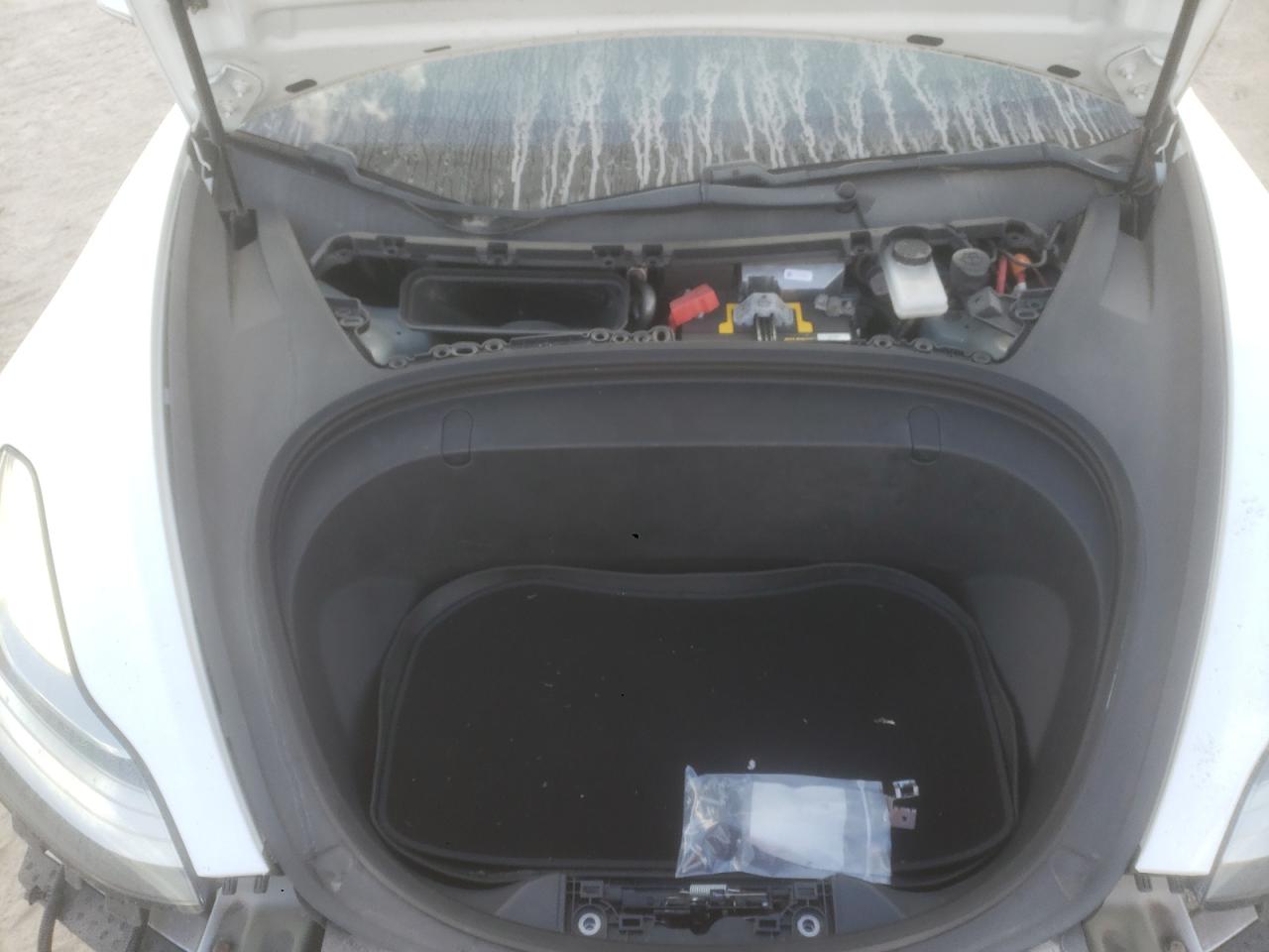 2018 Tesla Model 3 VIN: 5YJ3E1EA3JF035981 Lot: 91493775