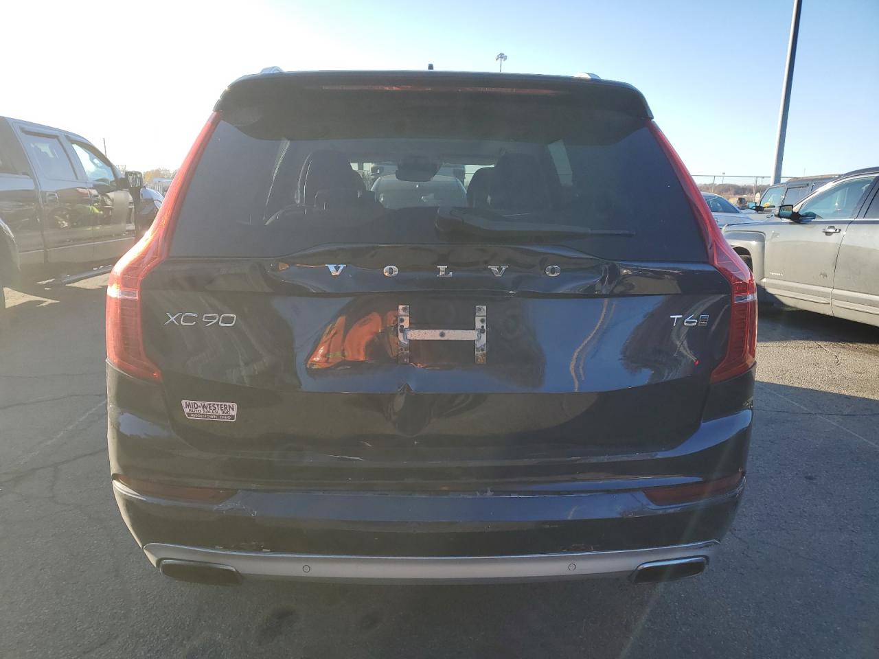 2016 Volvo Xc90 T6 VIN: YV4A22PK0G1028304 Lot: 93309615