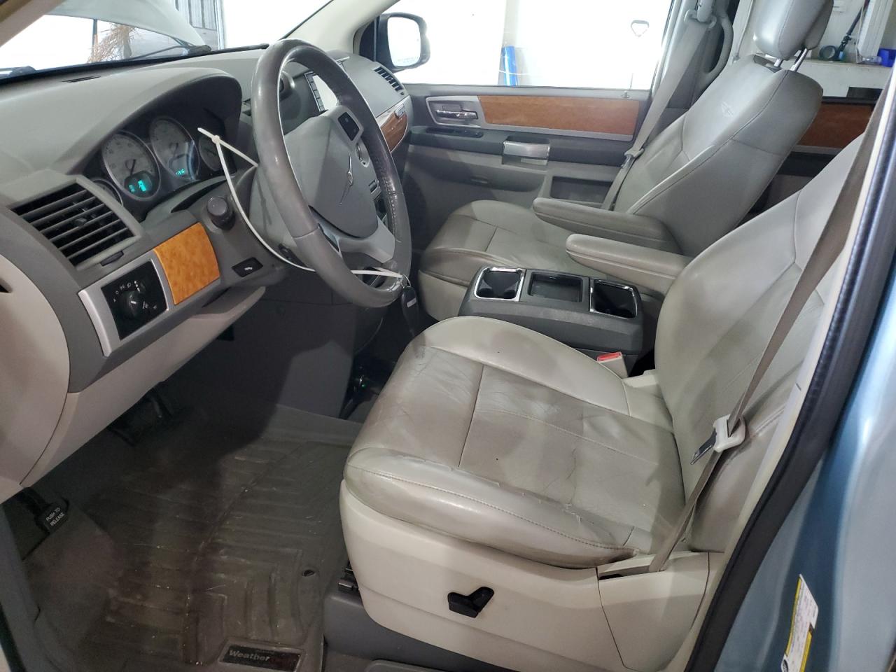 2010 Chrysler Town & Country Limited VIN: 2A4RR7DX4AR334143 Lot: 91277005