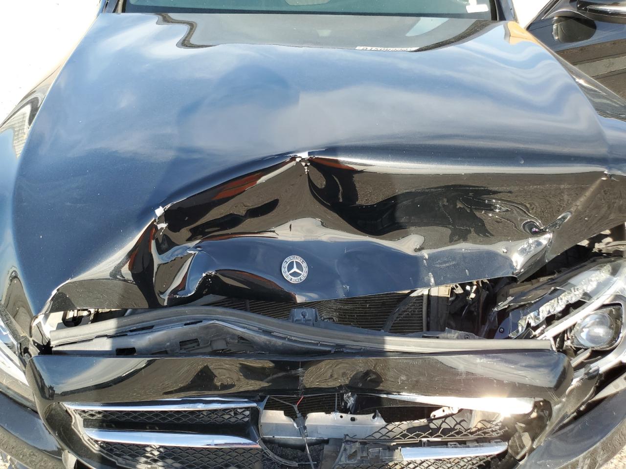 2018 Mercedes-Benz C 300 VIN: 55SWF4JB9JU240942 Lot: 91268355