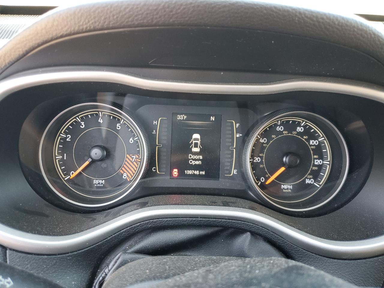 2015 Jeep Cherokee Latitude VIN: 1C4PJLCS2FW707231 Lot: 93433015